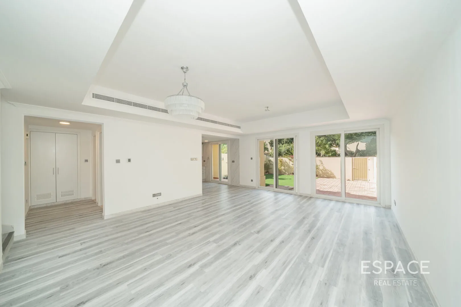 single static gallery