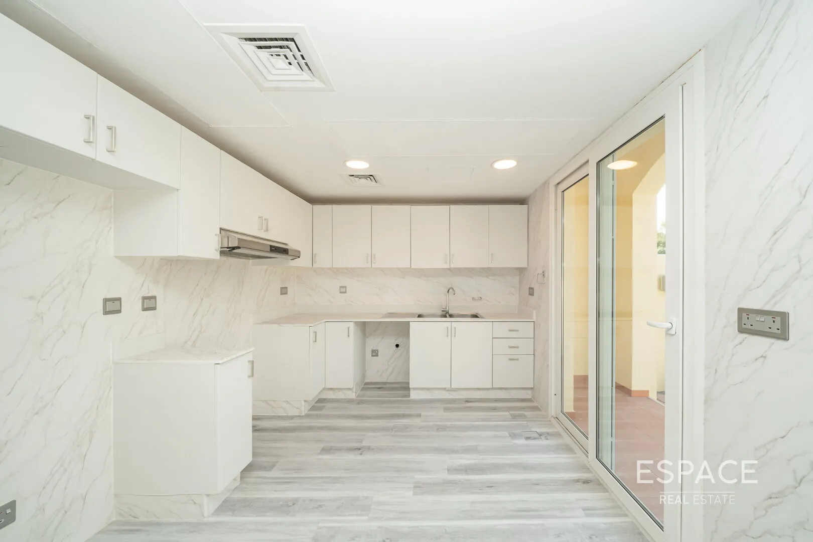 single static gallery