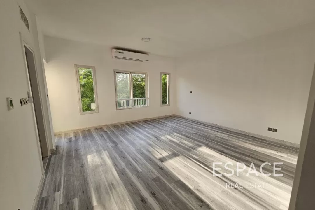 single static gallery