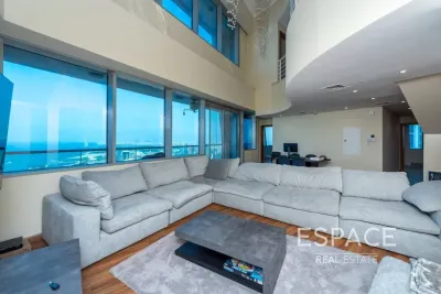Ocean Heights, Dubai Marina, Dubai - Espace