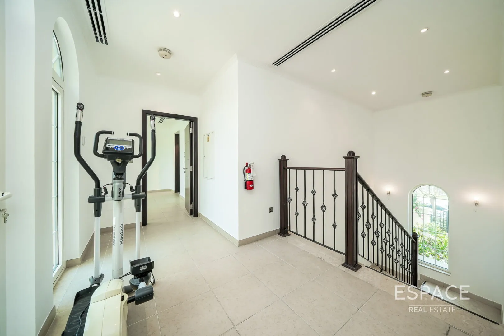 PropertiesGalleryCamera