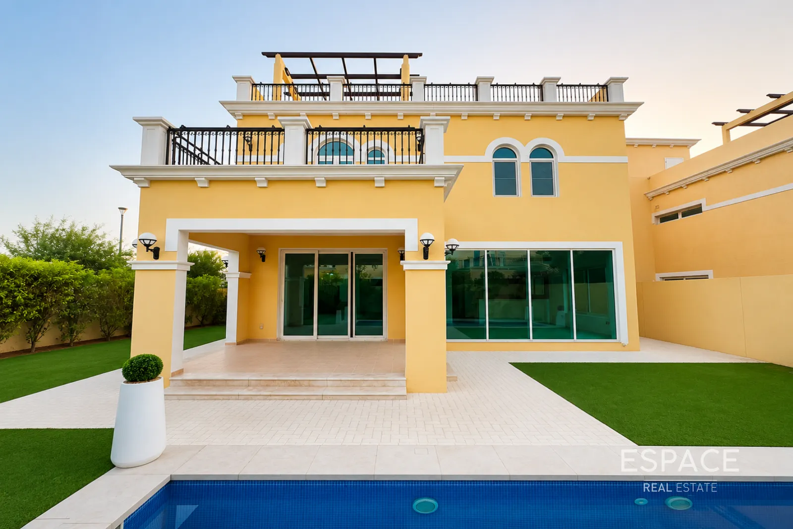 PropertiesGalleryCamera