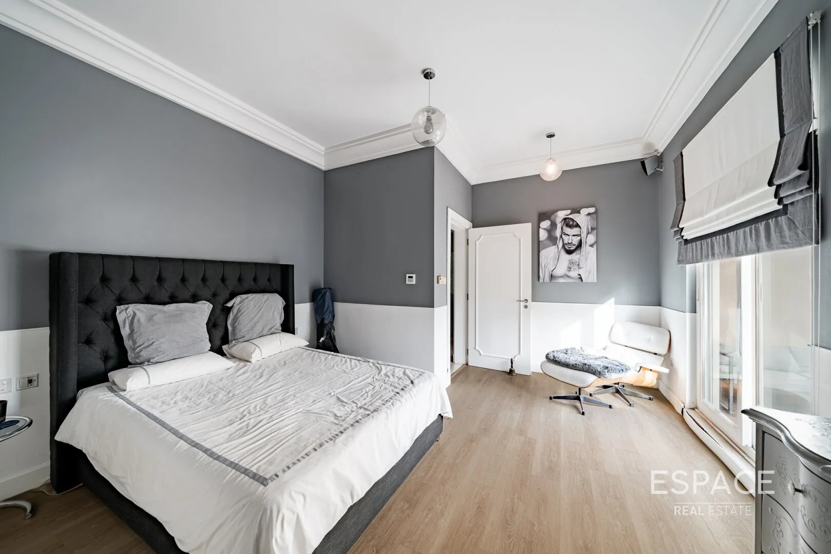 PropertiesGalleryCamera