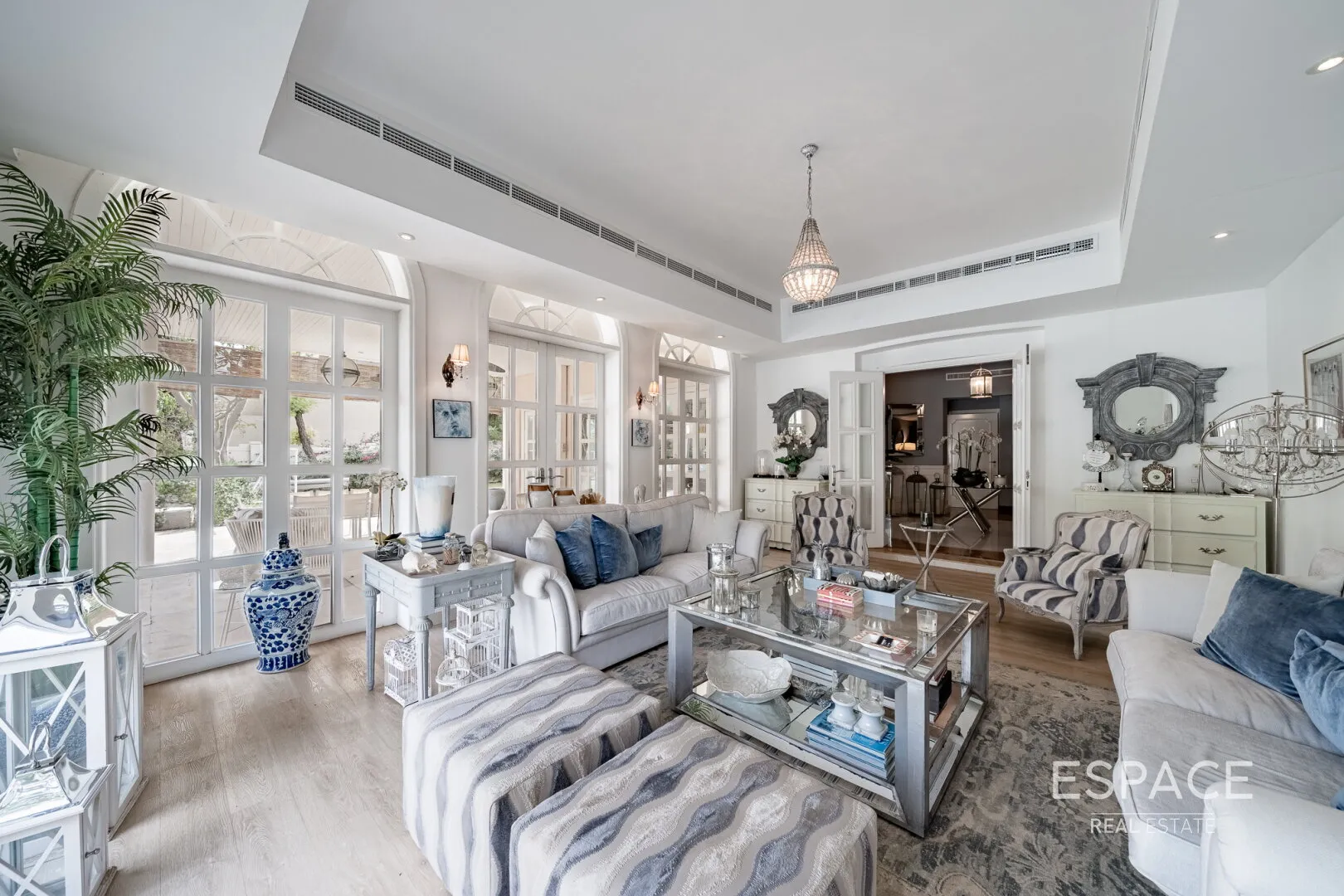 single static gallery