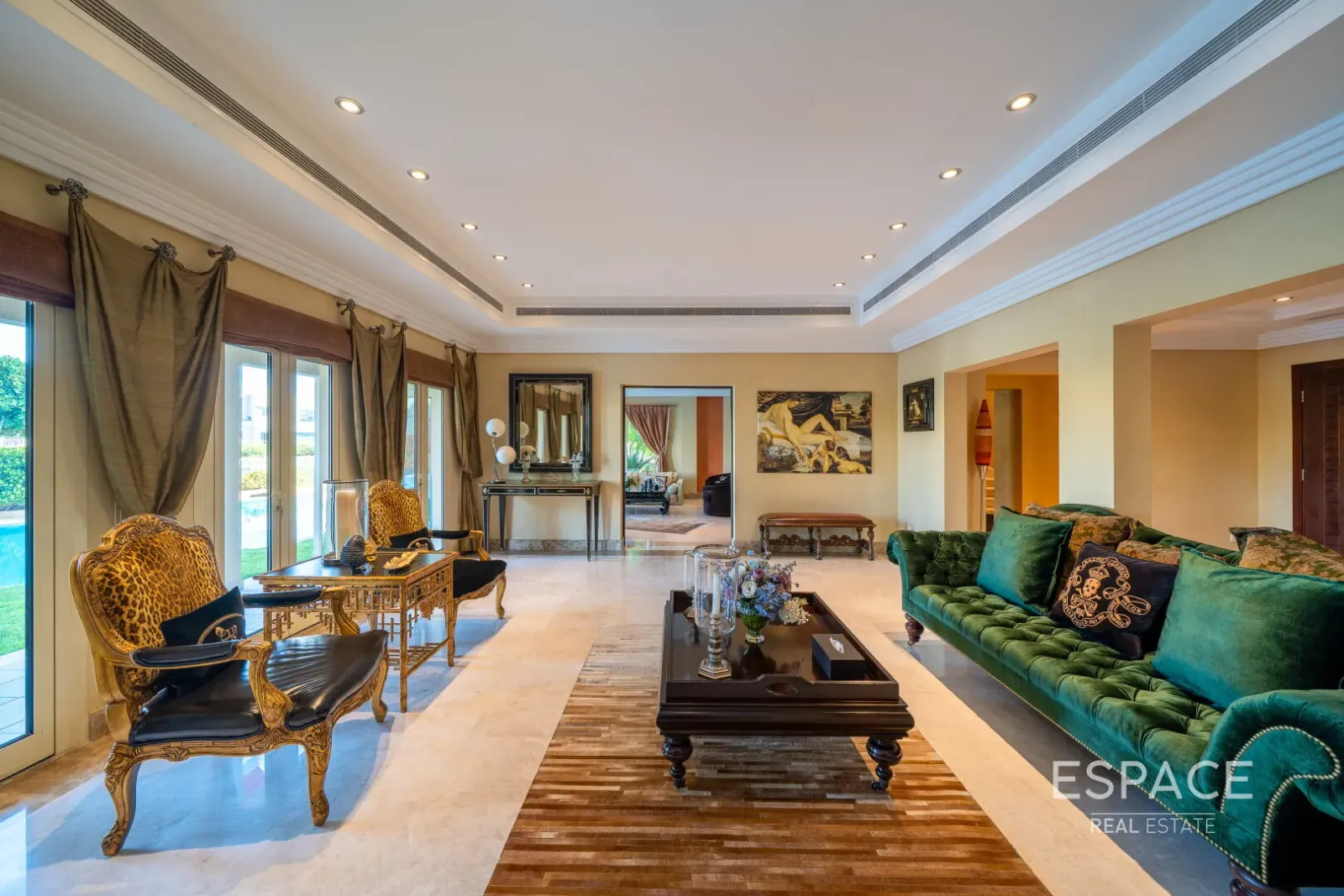 PropertiesGalleryCamera