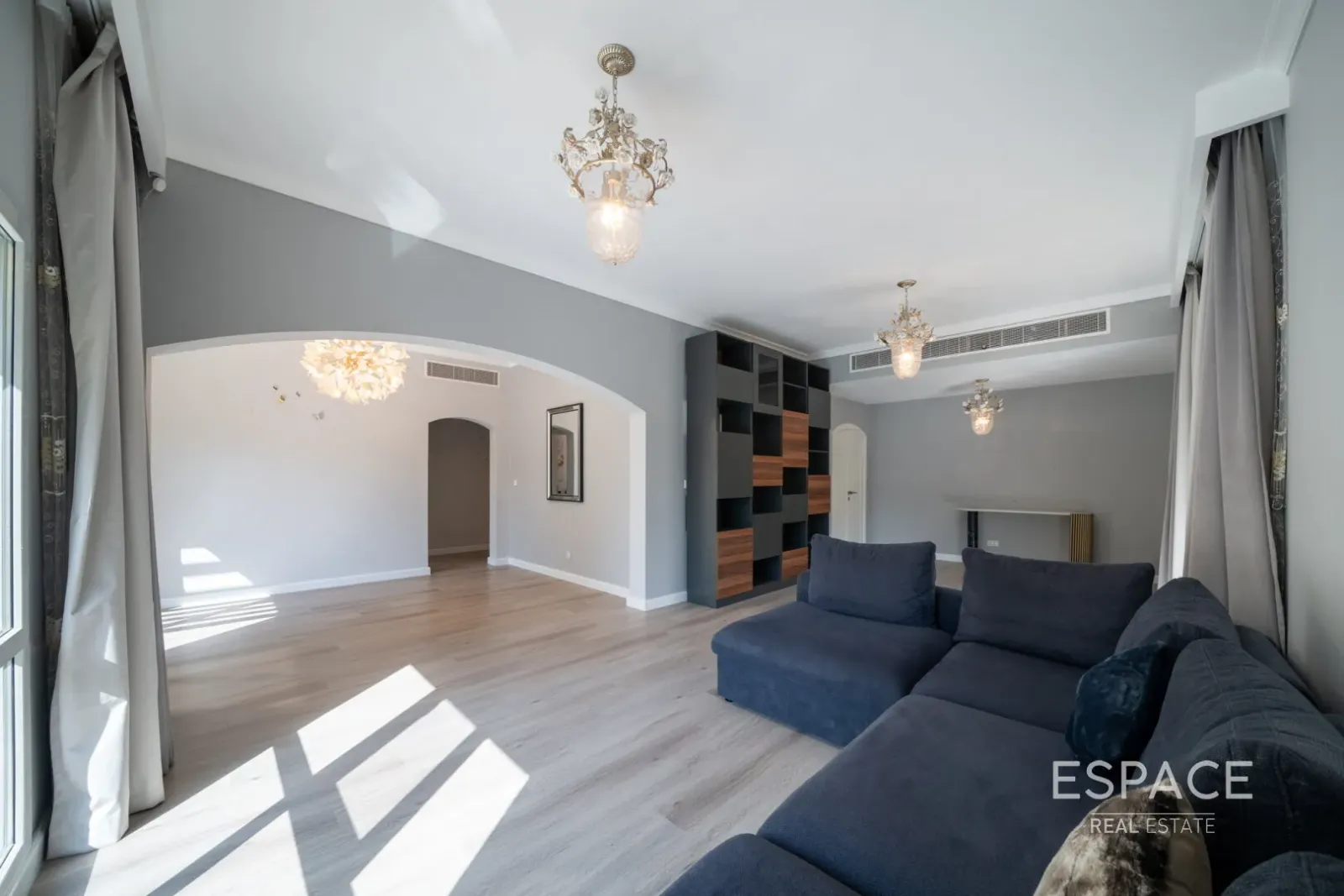 PropertiesGalleryCamera