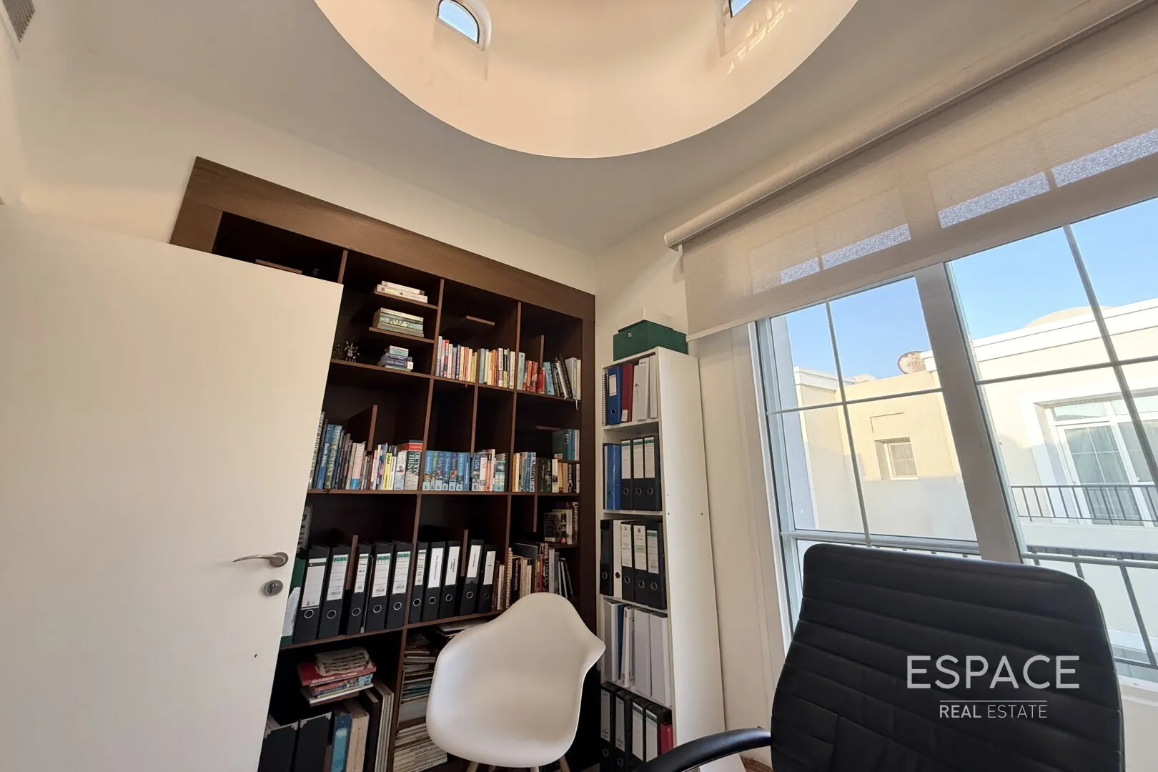 PropertiesGalleryCamera