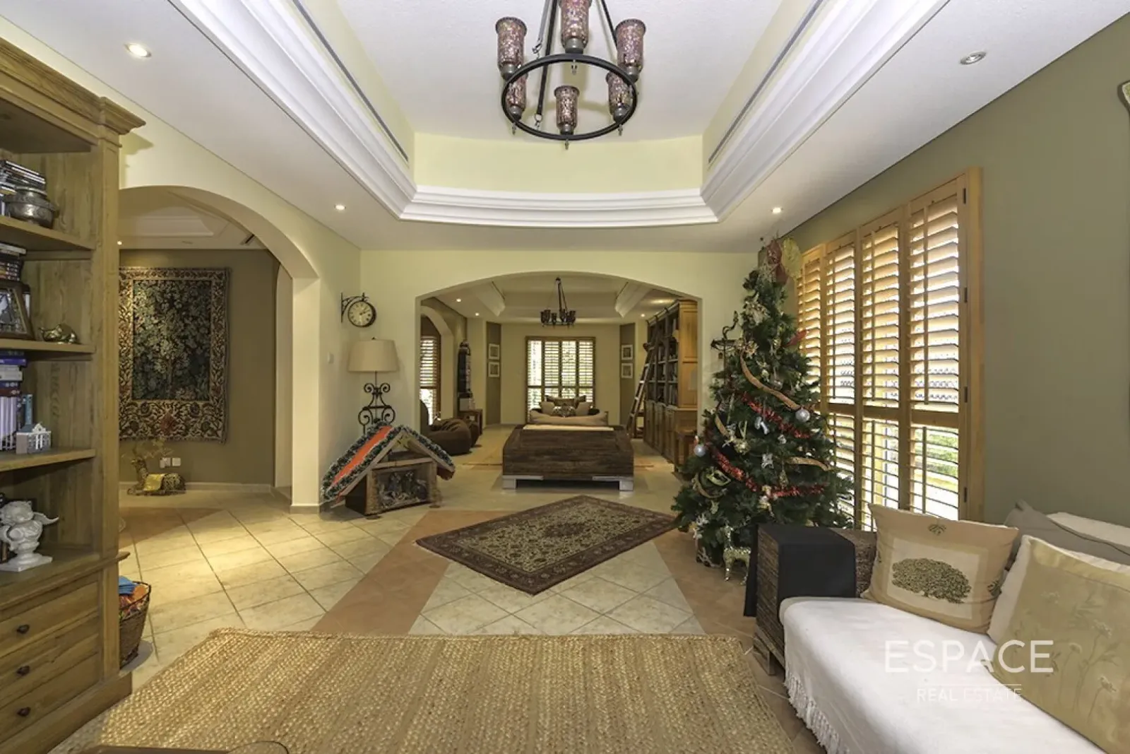 PropertiesGalleryCamera