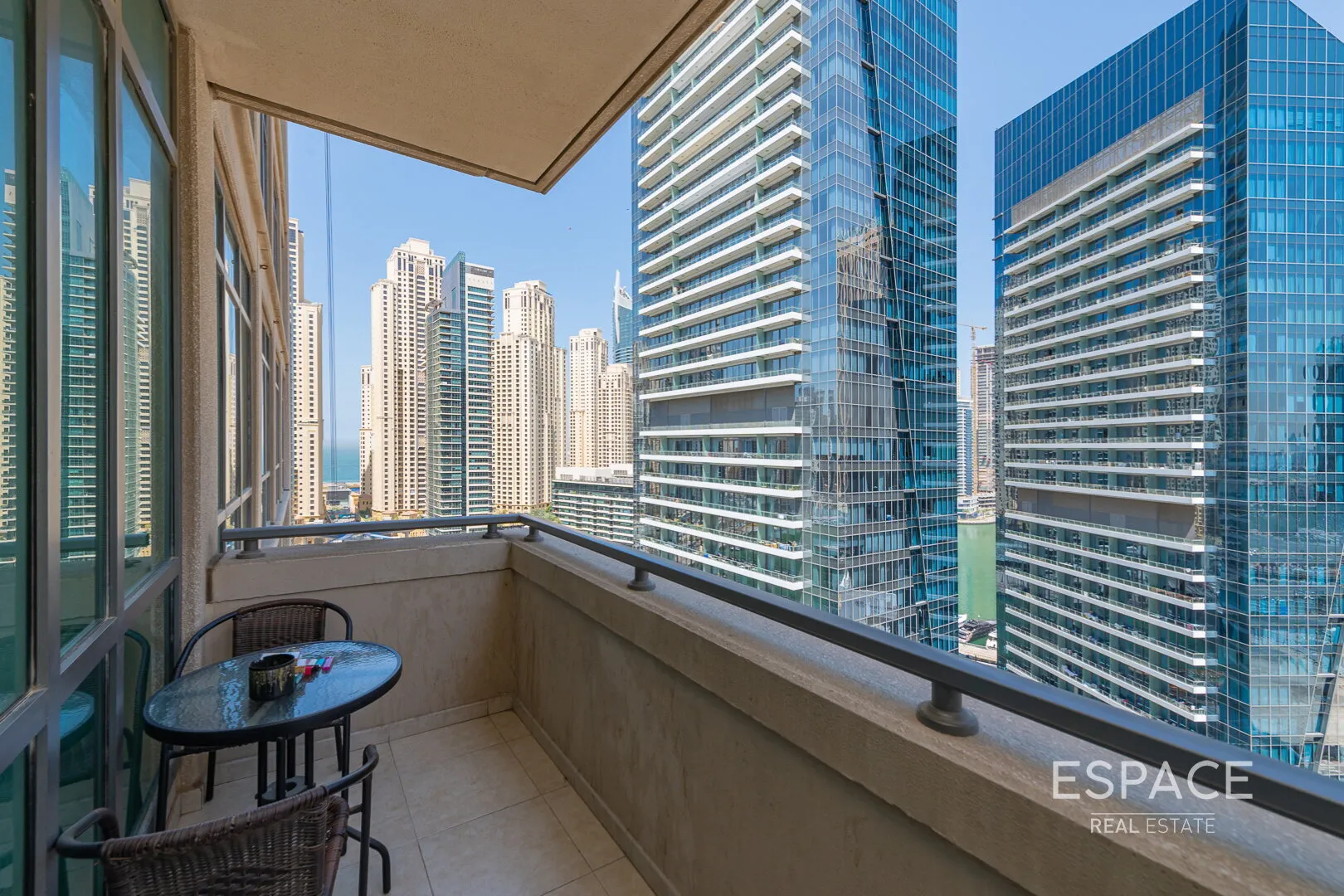 PropertiesGalleryCamera