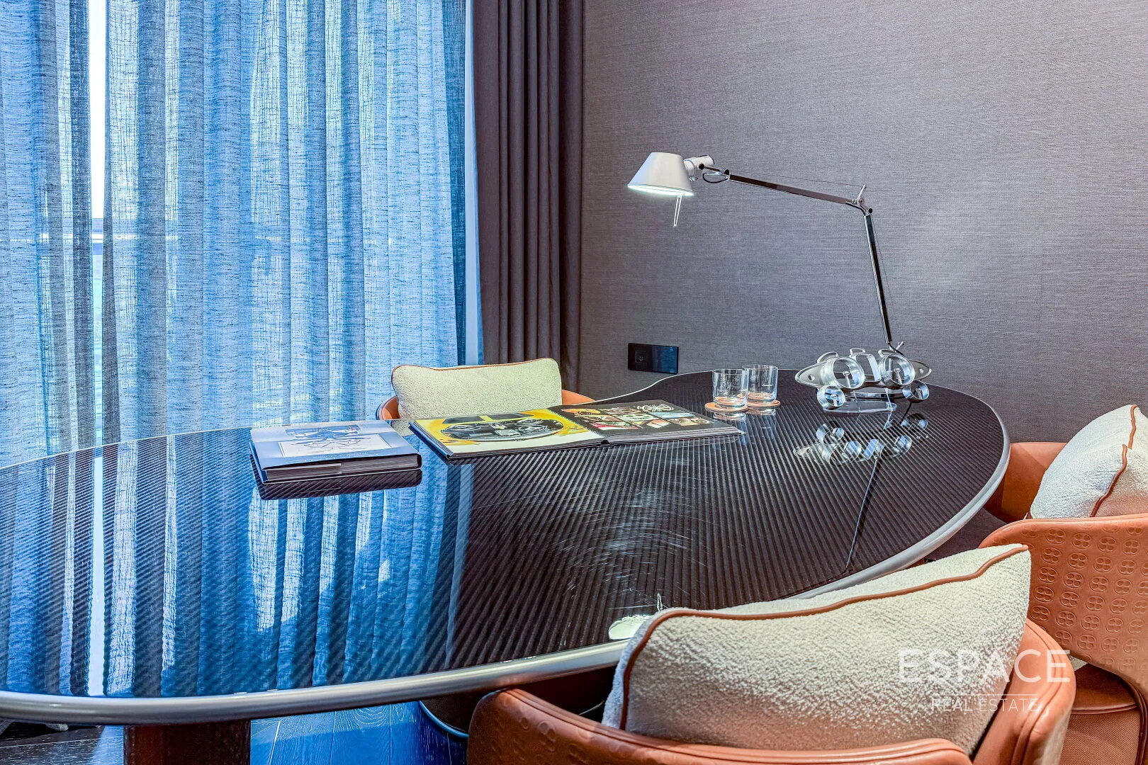 PropertiesGalleryCamera