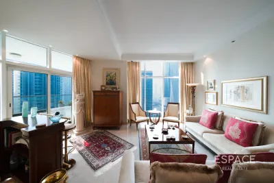 Marinascape Avant, Dubai Marina, Dubai - Espace