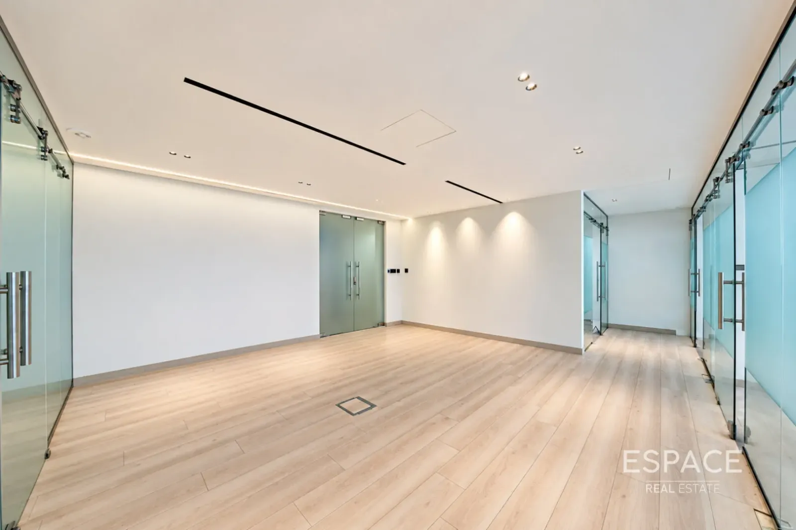 PropertiesGalleryCamera