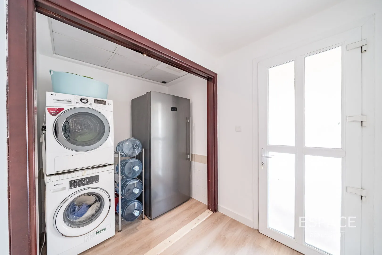 PropertiesGalleryCamera