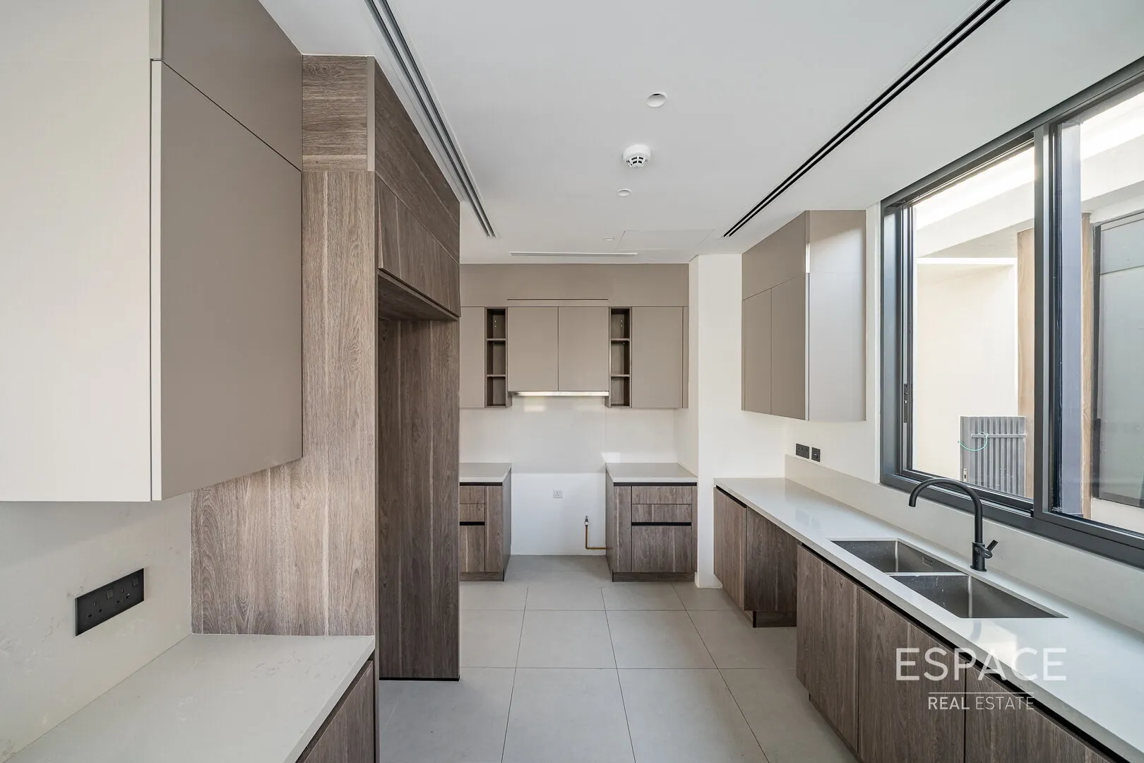 single static gallery