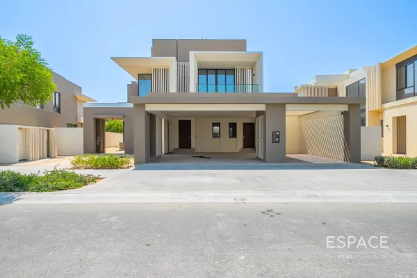 Jebel Ali Village Villas, Jebel Ali, Dubai - Espace