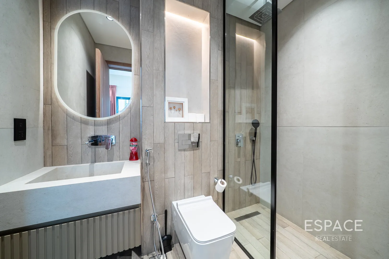 PropertiesGalleryCamera