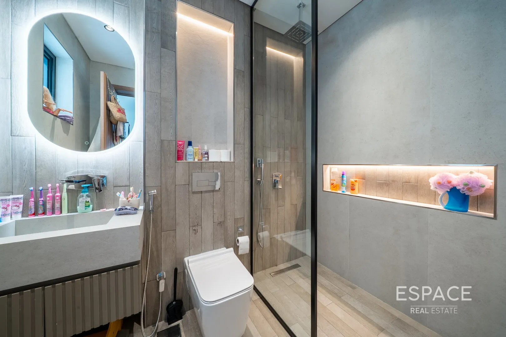 PropertiesGalleryCamera