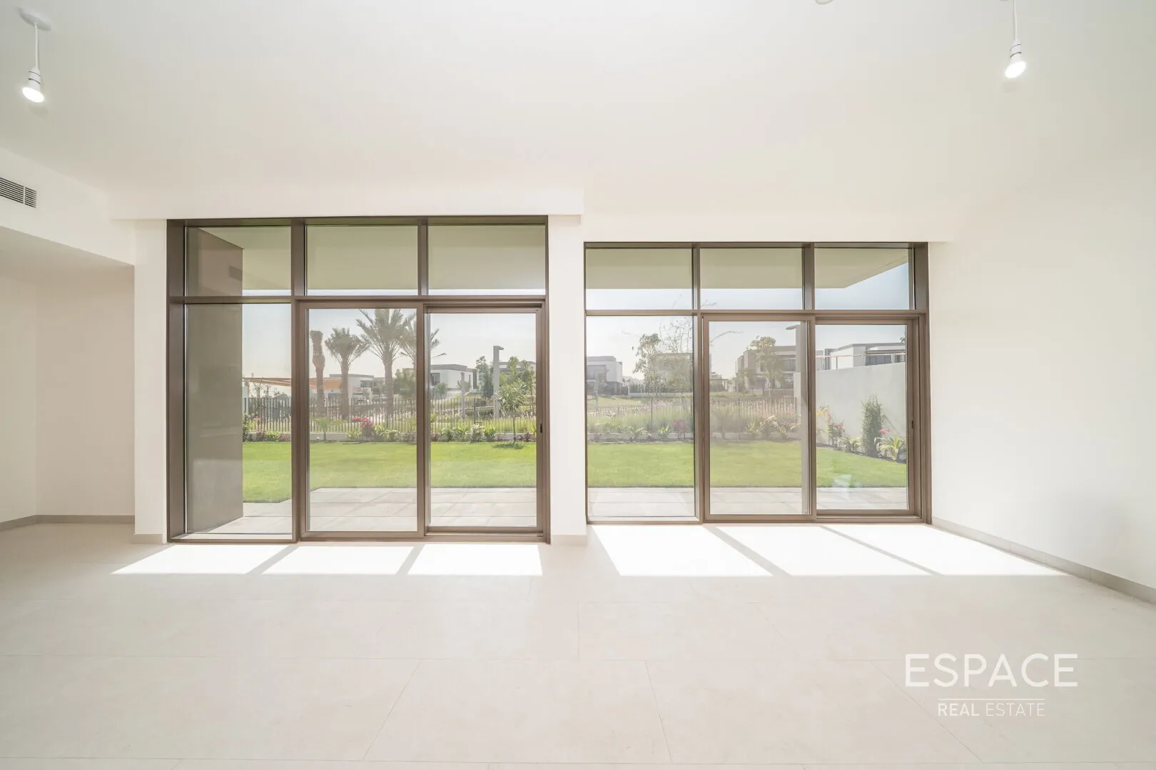 single static gallery