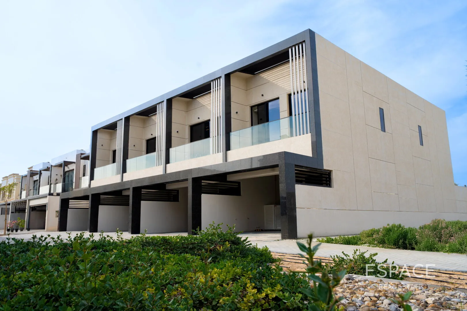 single static gallery