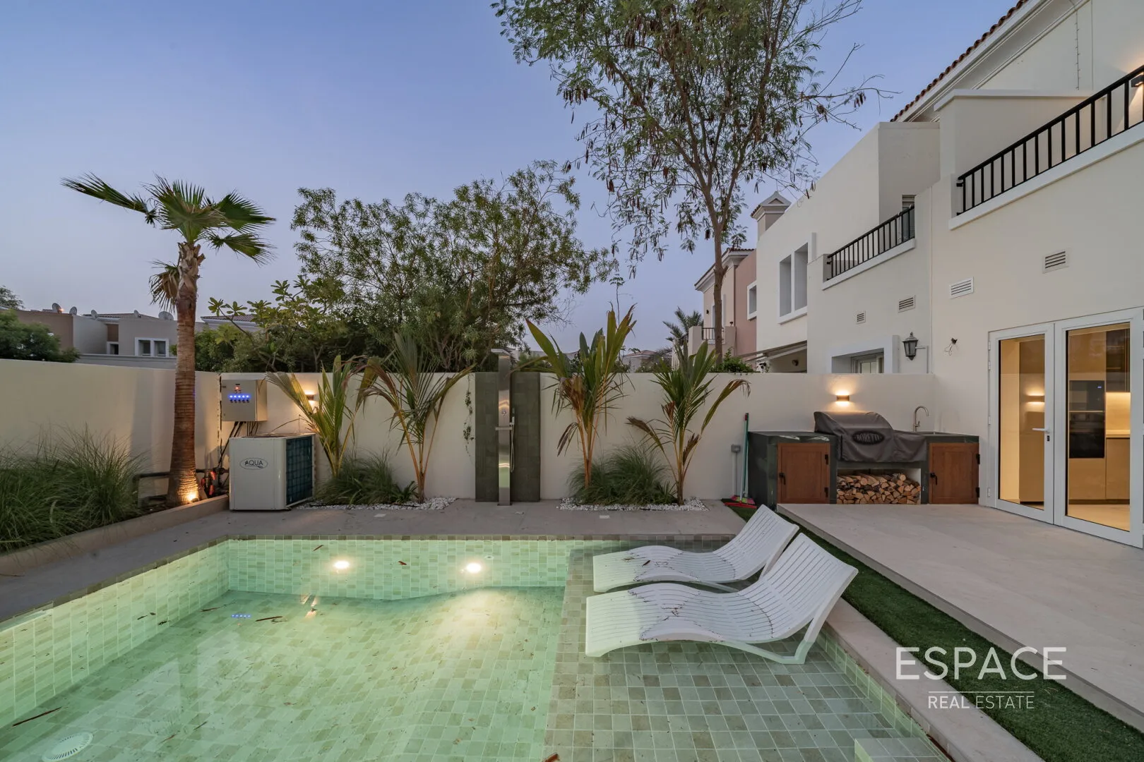 PropertiesGalleryCamera
