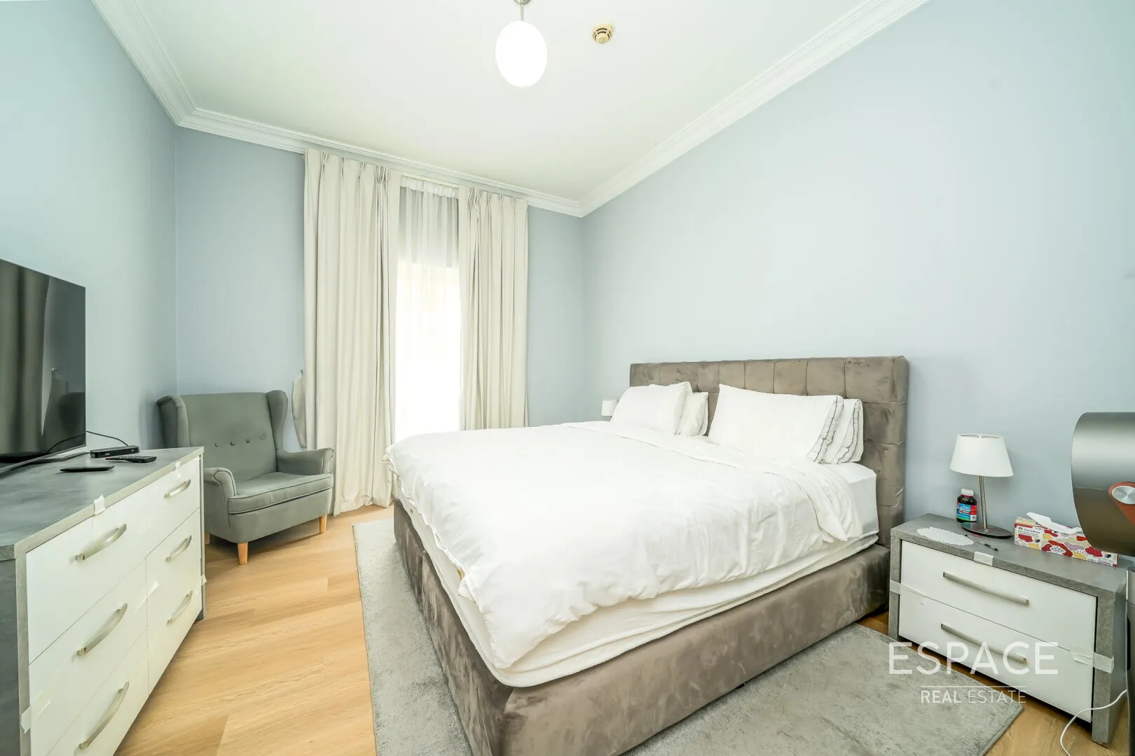 PropertiesGalleryCamera