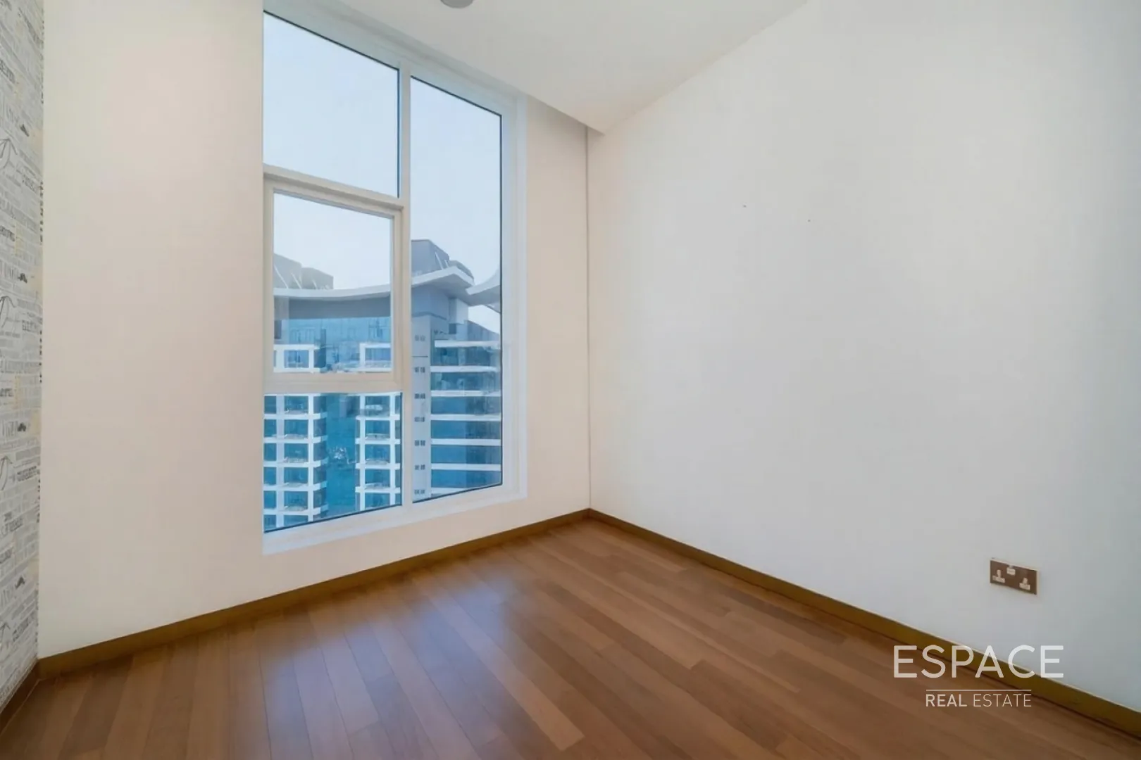 single static gallery