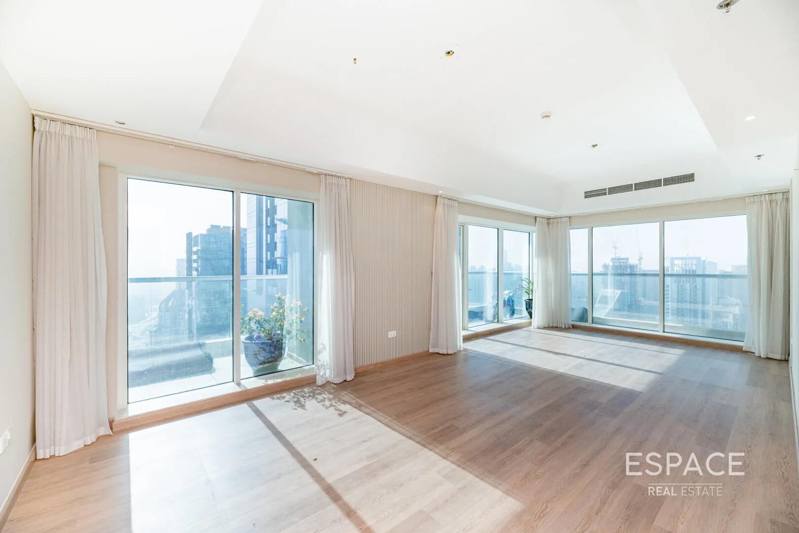 single static gallery