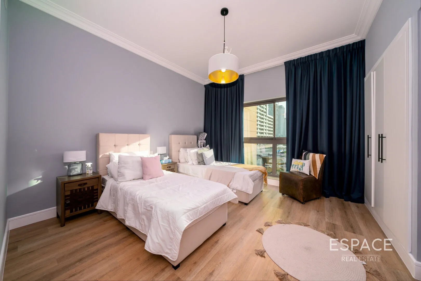 PropertiesGalleryCamera