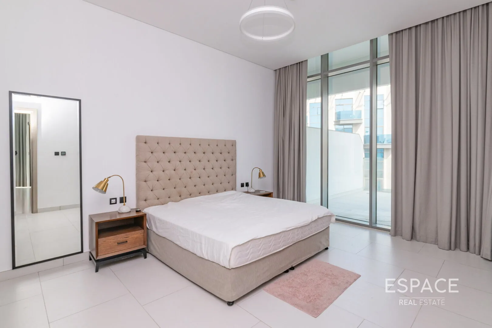 PropertiesGalleryCamera
