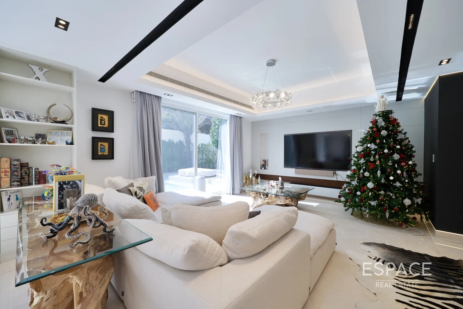 single static gallery