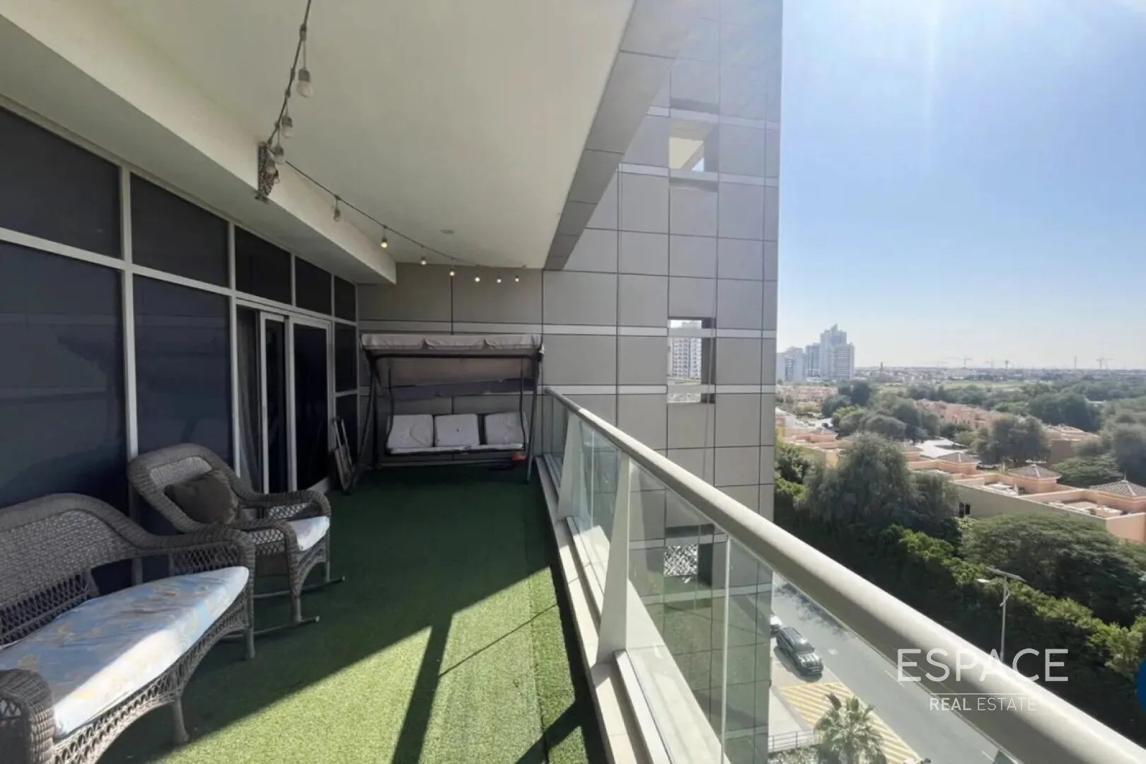 PropertiesGalleryCamera