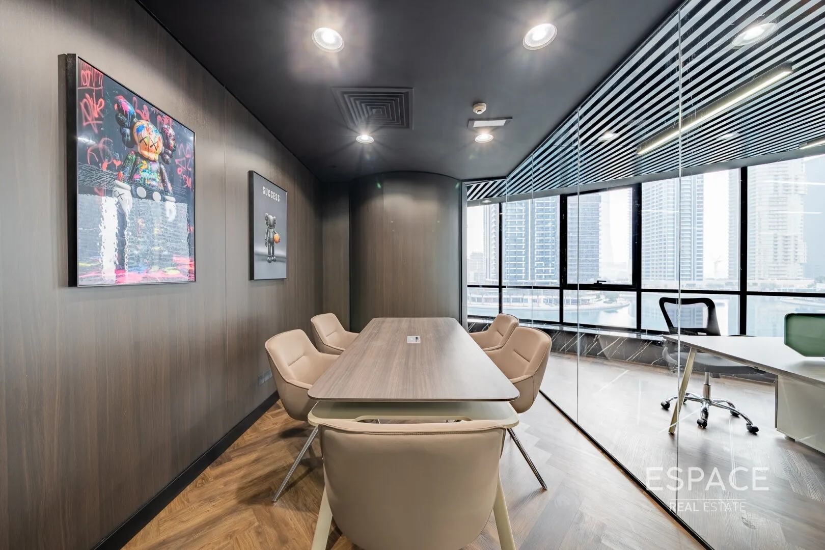 single static gallery