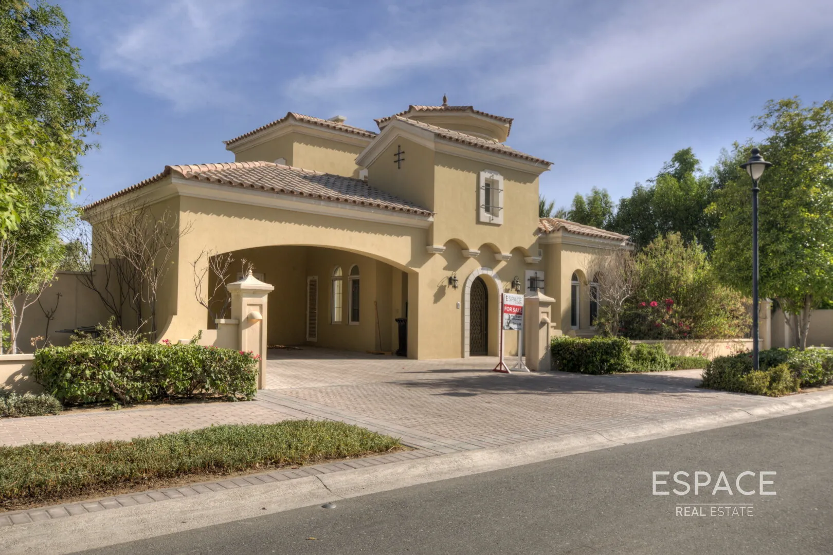 single static gallery