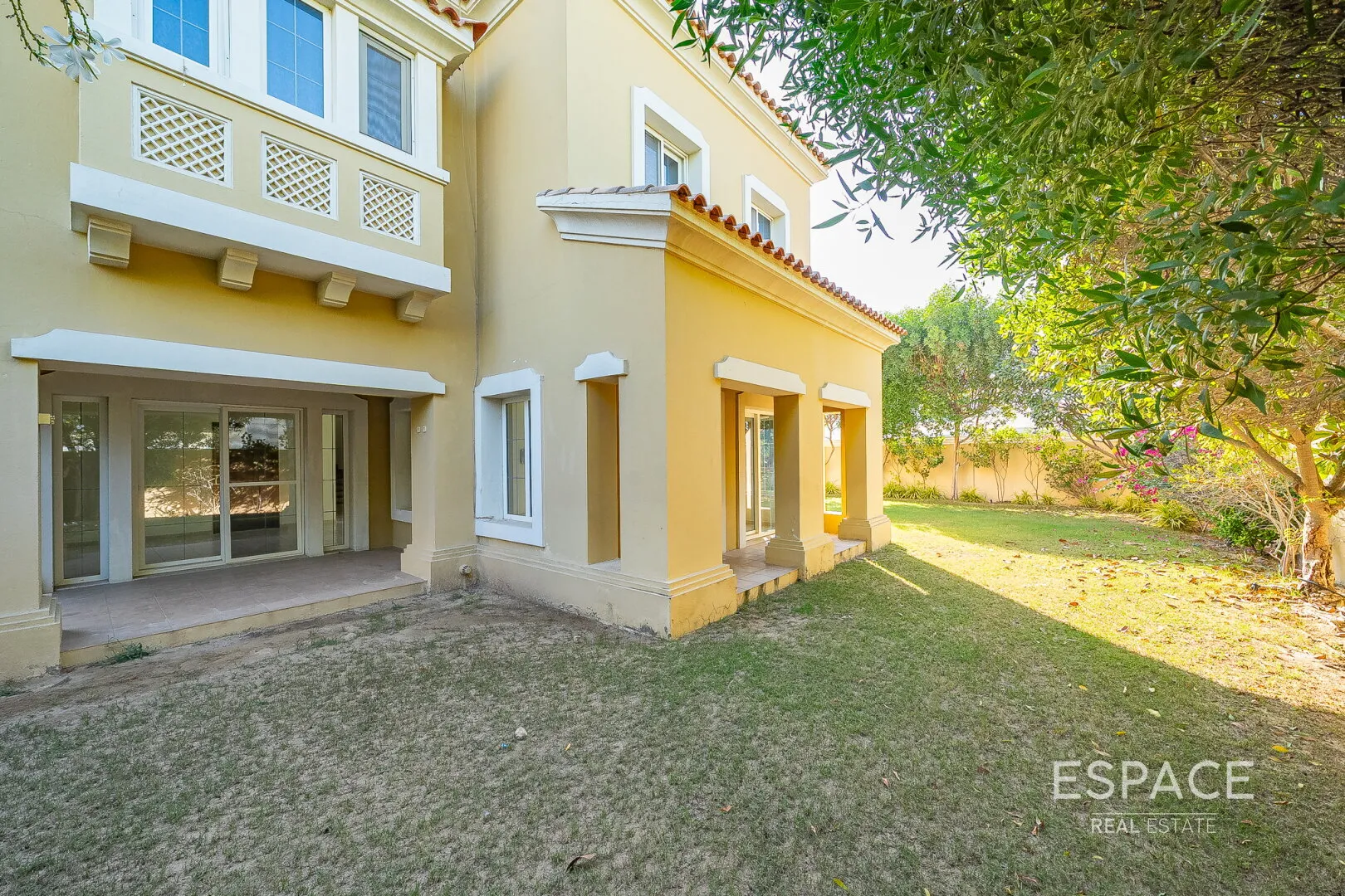 PropertiesGalleryCamera