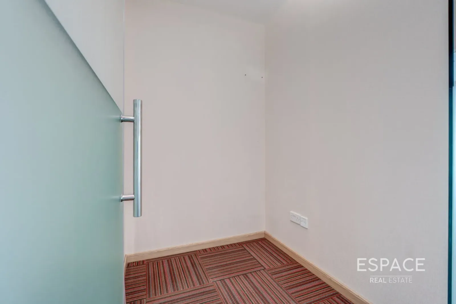 PropertiesGalleryCamera