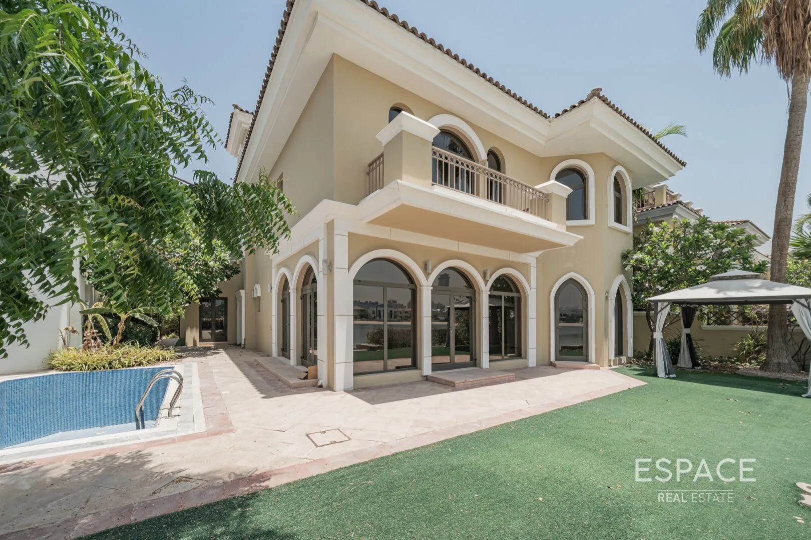 PropertiesGalleryCamera