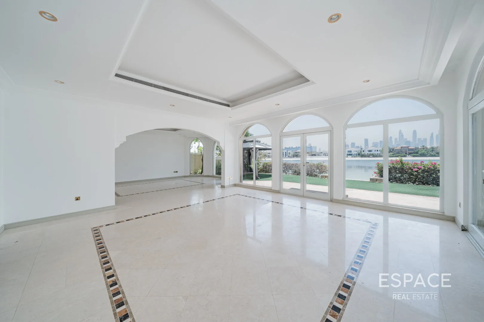 single static gallery