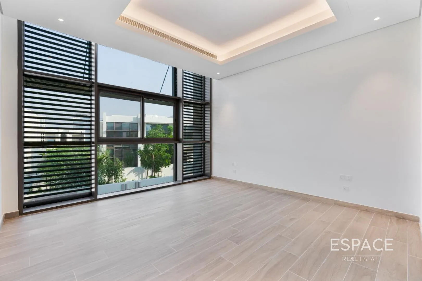 single static gallery