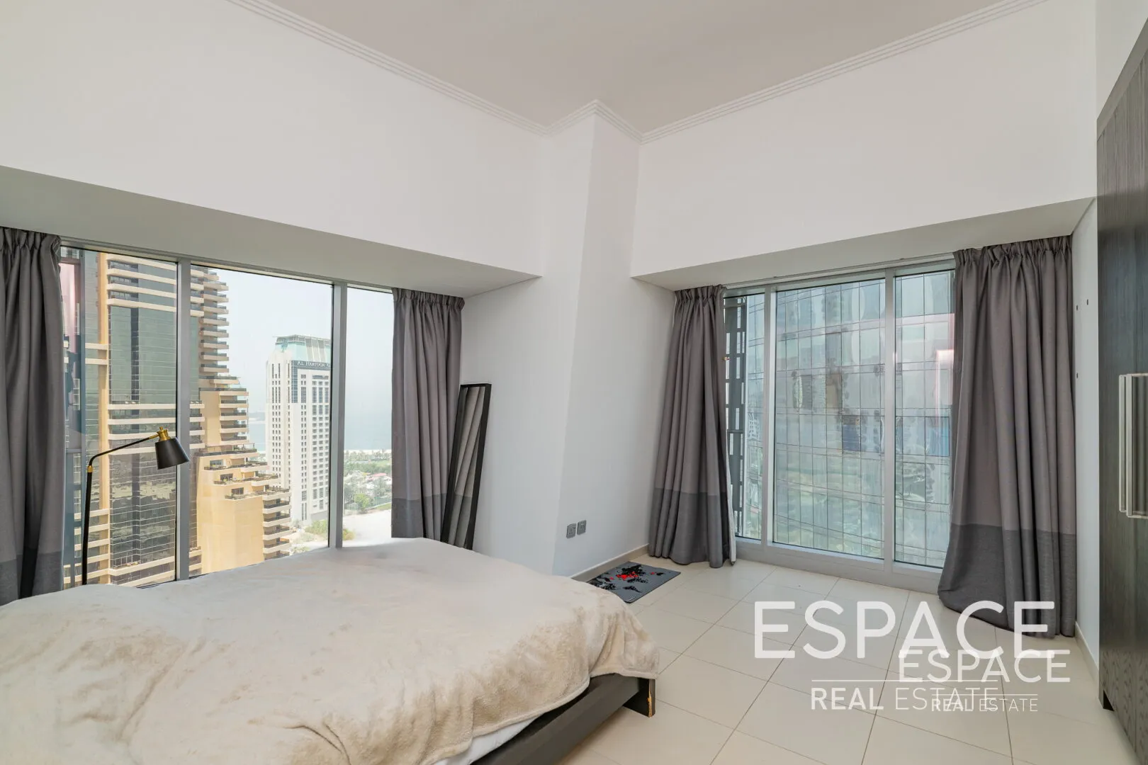 PropertiesGalleryCamera