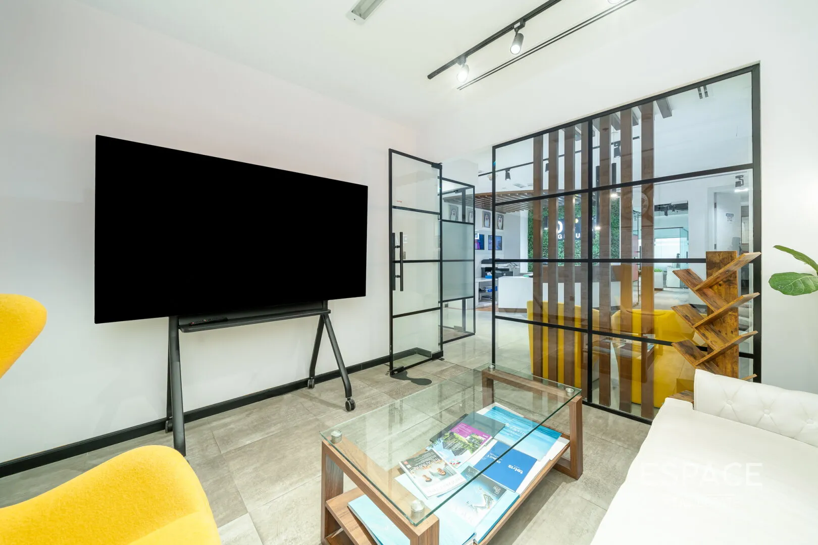 PropertiesGalleryCamera