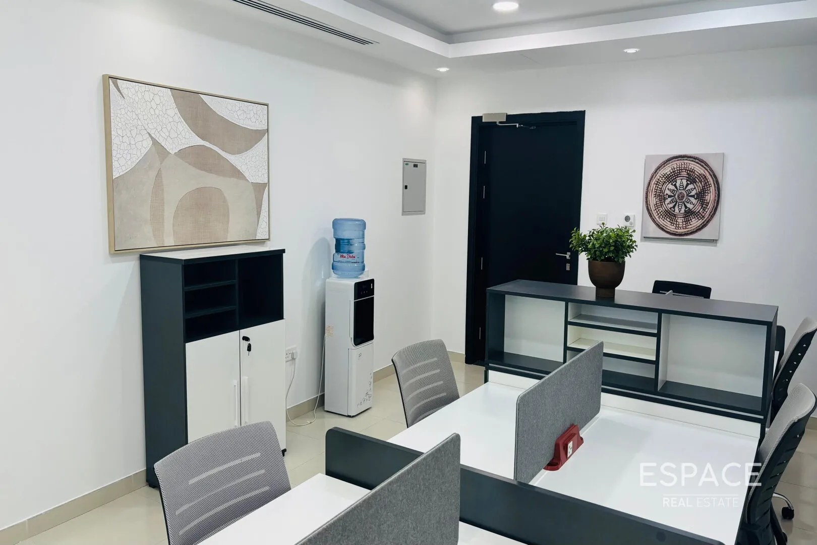 single static gallery