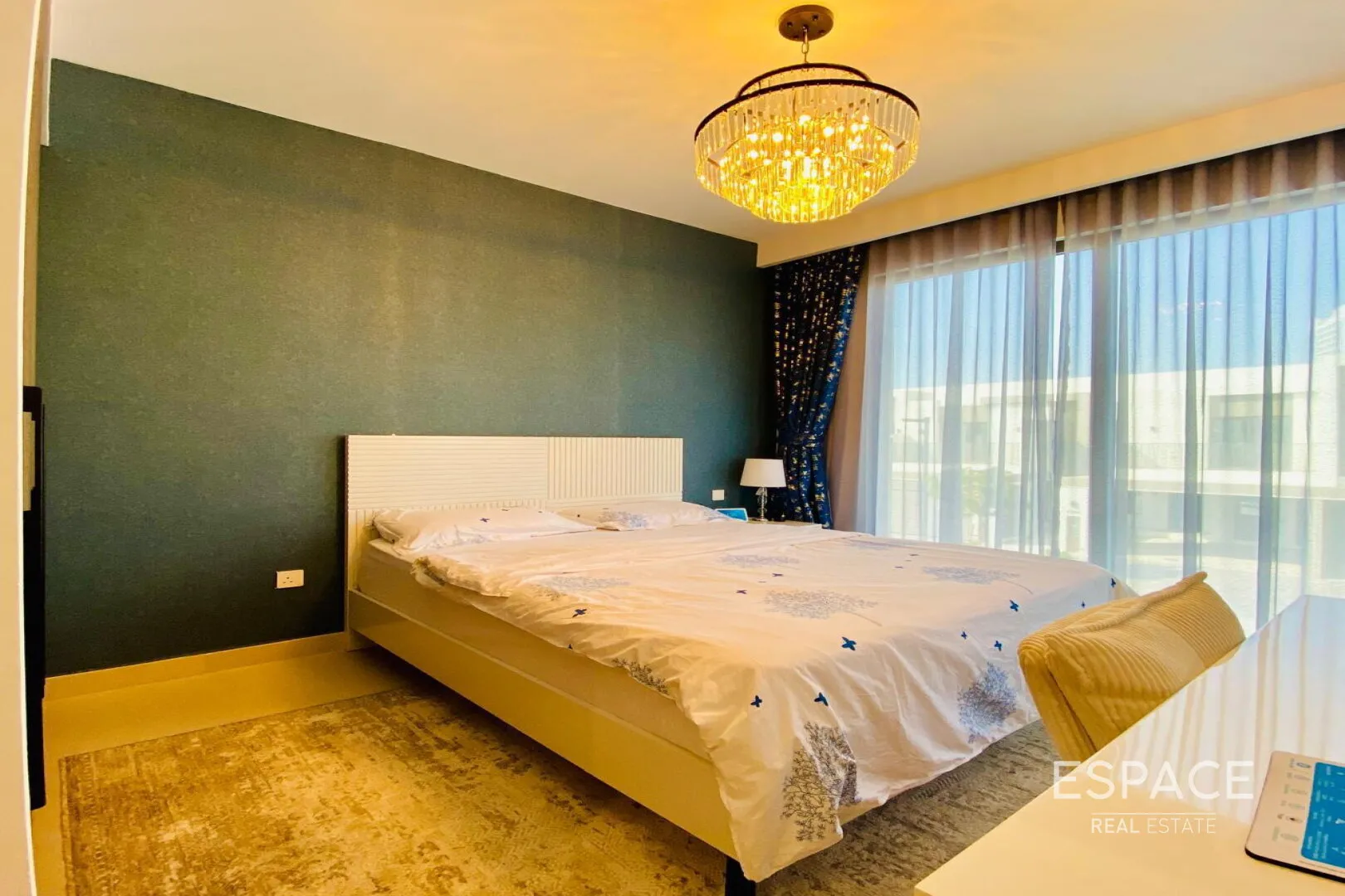 PropertiesGalleryCamera