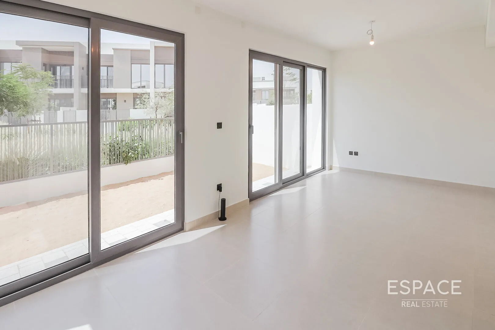 single static gallery