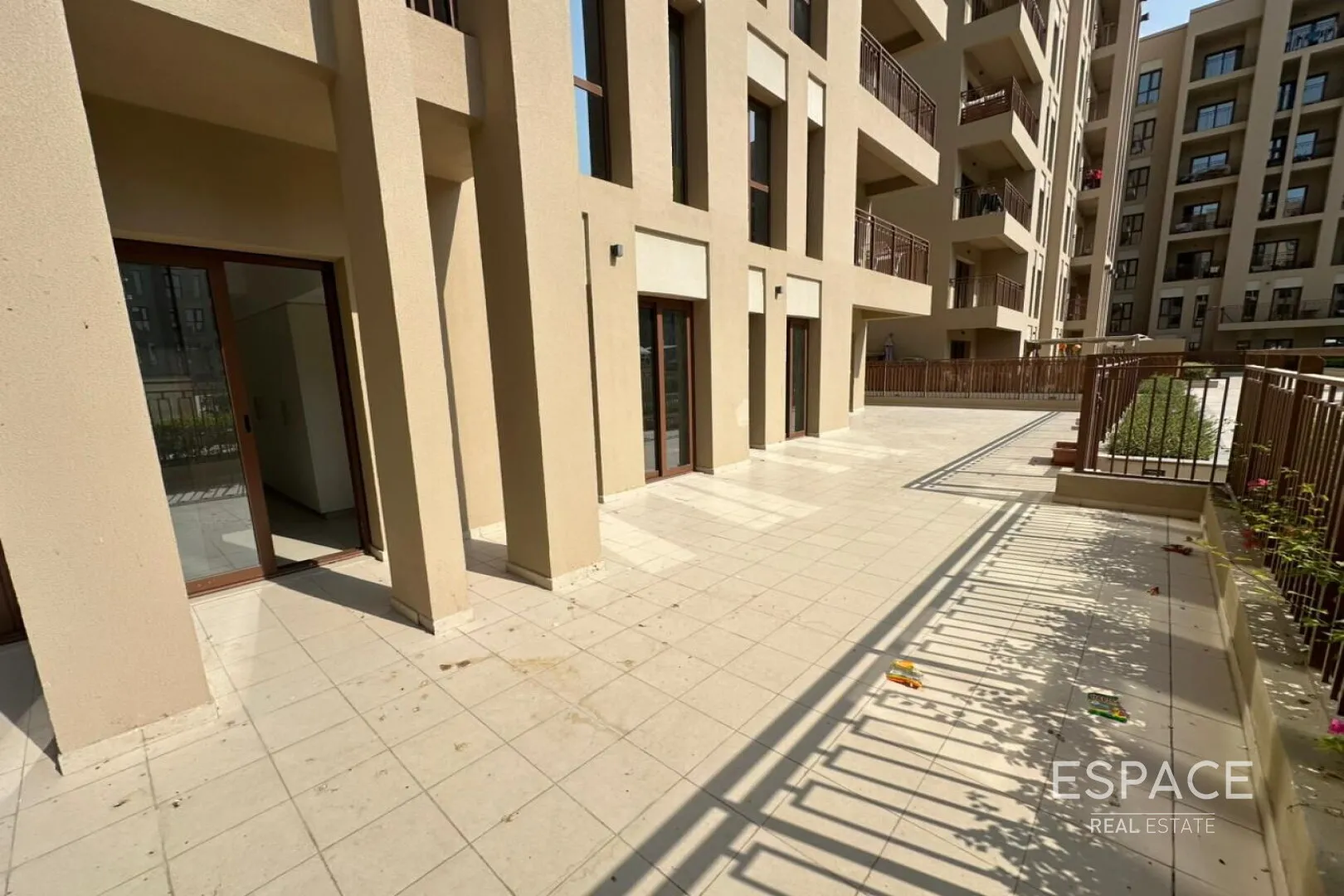 single static gallery