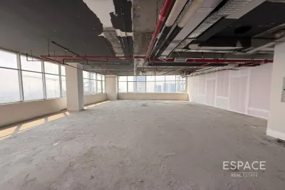 Mazaya Business Avenue AA1, Jumeirah Lake Towers, Dubai - Espace
