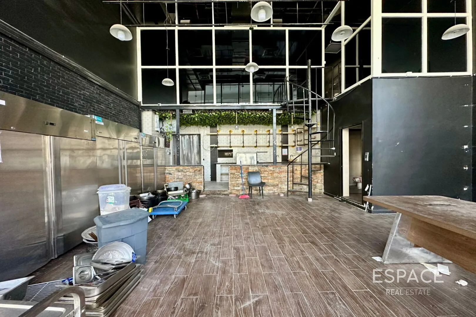 single static gallery