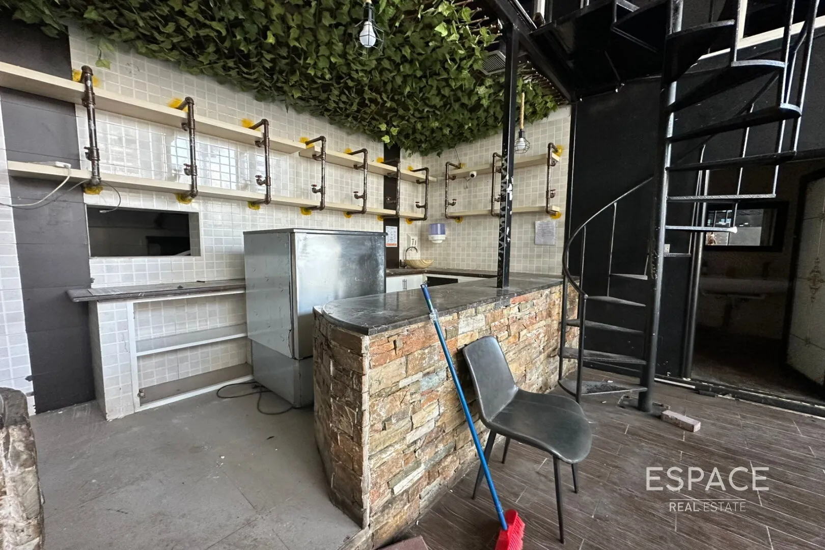 single static gallery