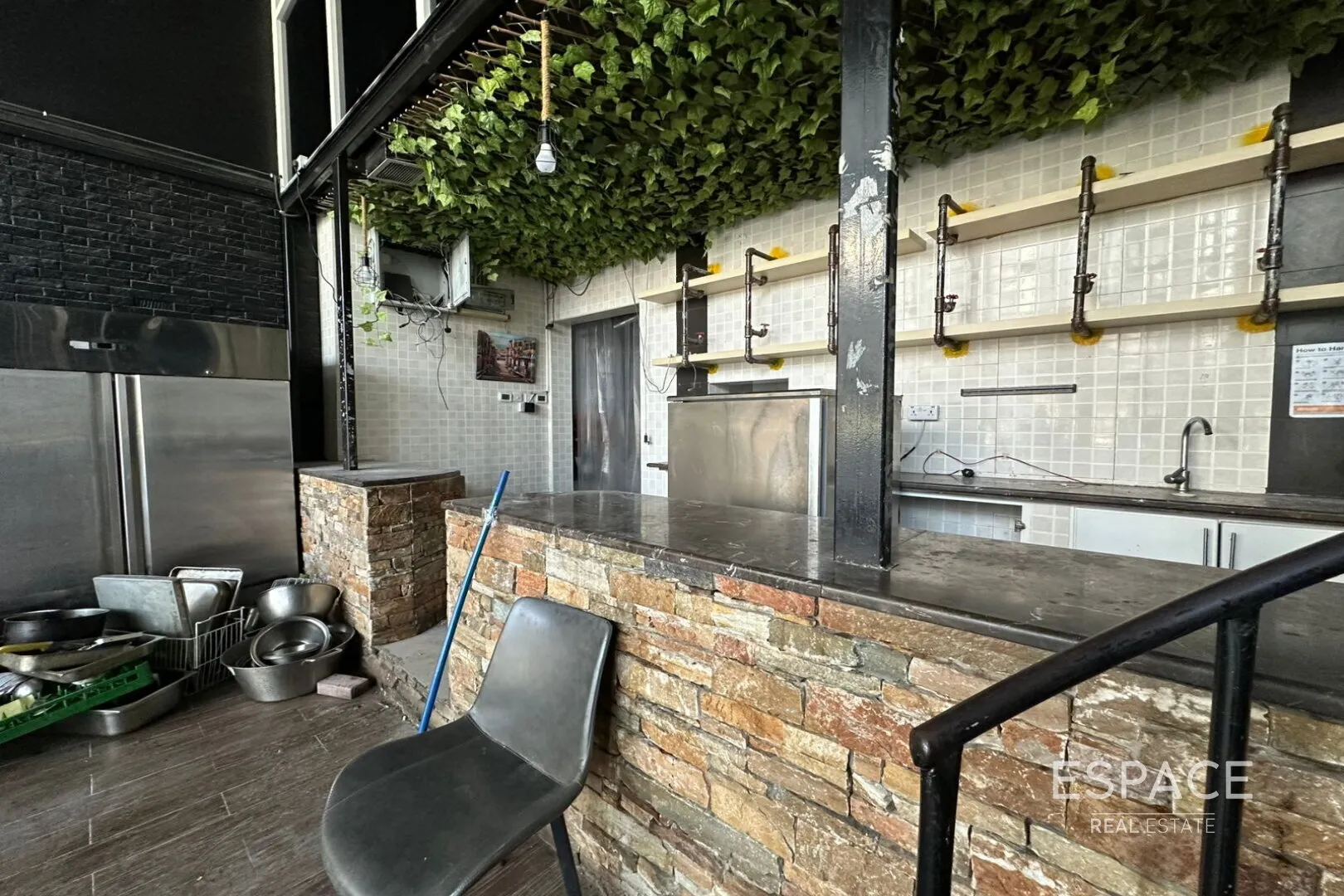 single static gallery