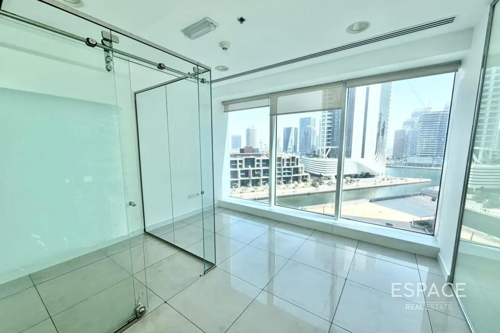 PropertiesGalleryCamera