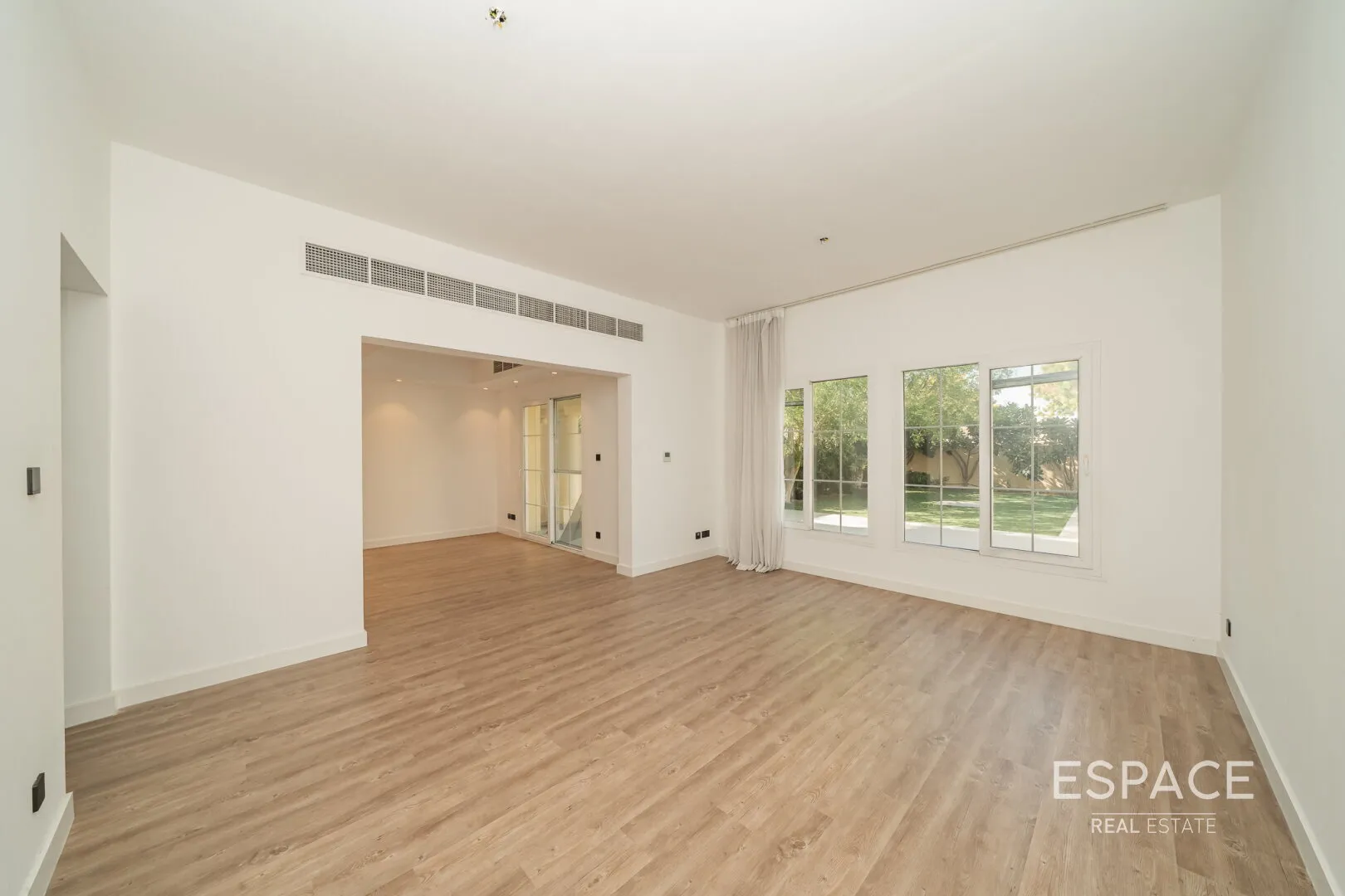 single static gallery